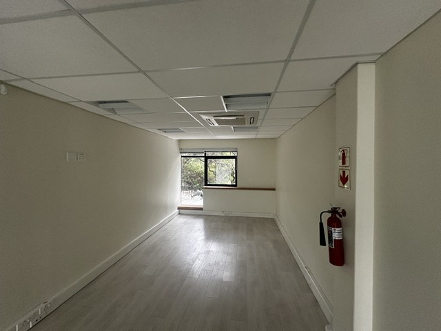 To Let Commercial Property for Rent in Newlands Western Cape